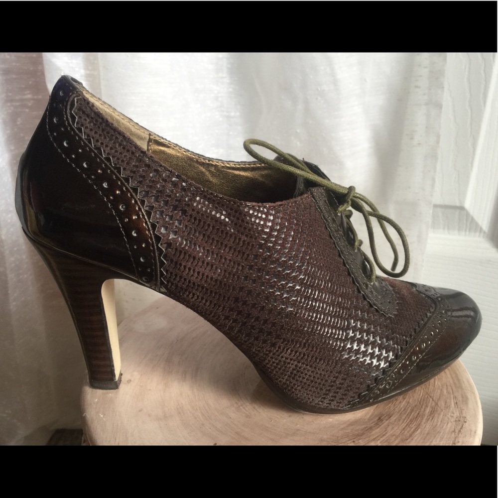 Anne Klein ladies sexy  tie up booties shoes🔥